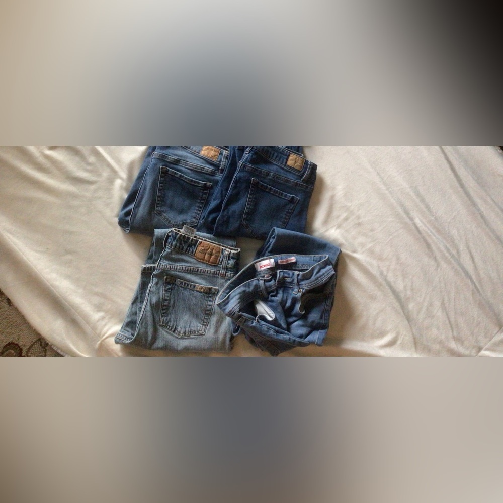 Jeans - Picture 2 of 5